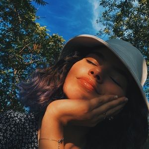 Meet your Posher, Kimia